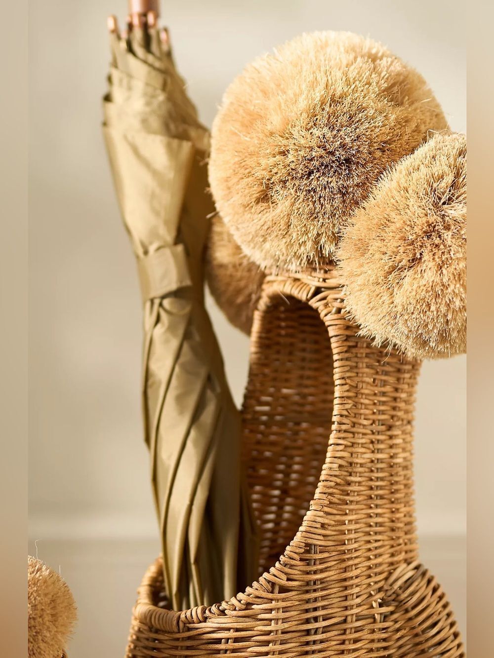 New Anthropologie Poodle Dog Woven Wicker Basket One Size - Picture 3 of 8